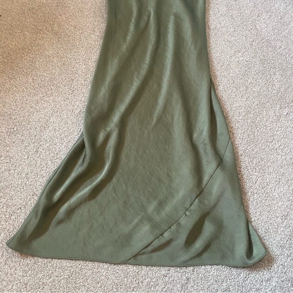 Aritzia Wilfred Only Slip Midi Dress in Bitter Sage - Picture 4 of 7
